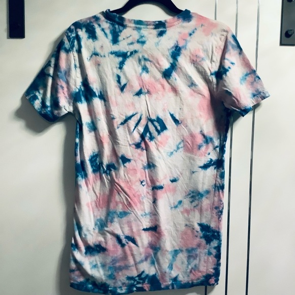 💜3/$30 Tie dye Small I.D.G.A.F. Graphic Tee - Picture 3 of 6